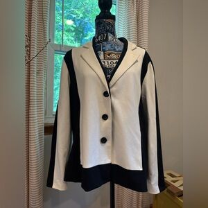 Chico's Black and White (Ivory)Blazer w/ Color-Blocking Design ‼️FREE SHIPPING‼️